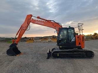 Hitachi ZX 135 US 5-B