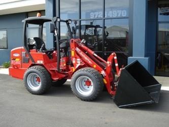 Schäffer Articulated Loader 3450