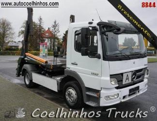 Mercedes-Benz 1222