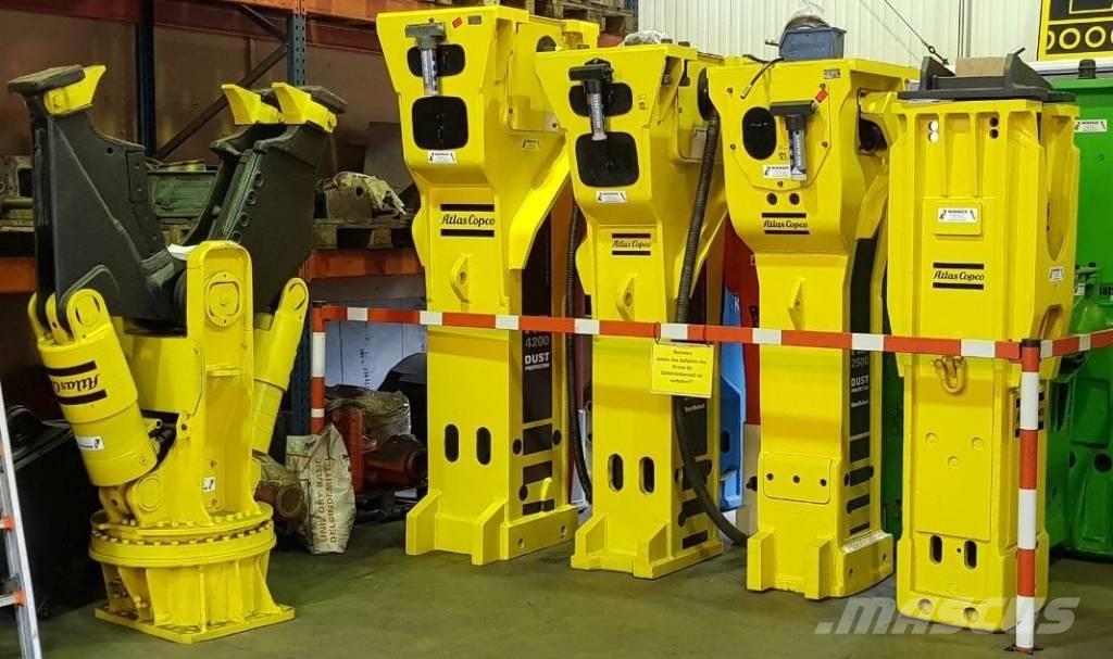 Montabert XL 2600 | 2700 kg | 28 - 45 t | Martelos Hidráulicos