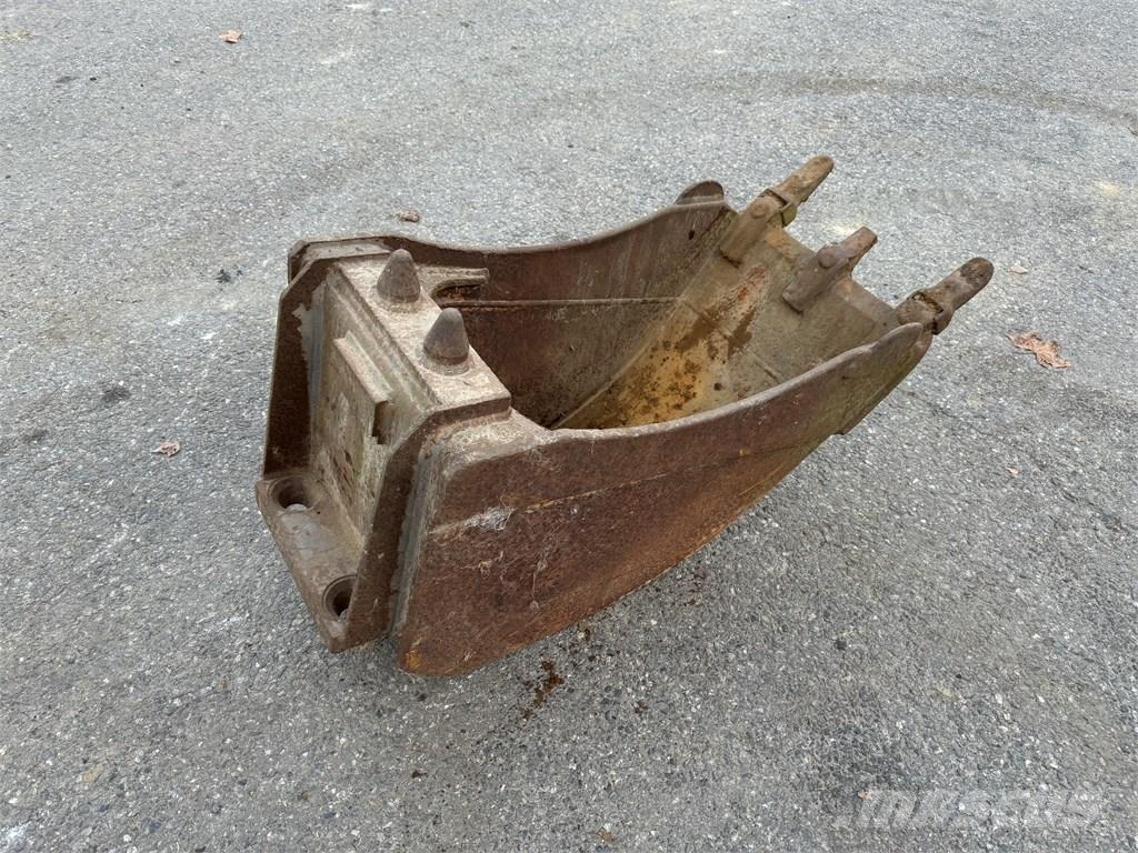 Terrassement Mecalac / Pel Job / Active Lock 450 m Baldes