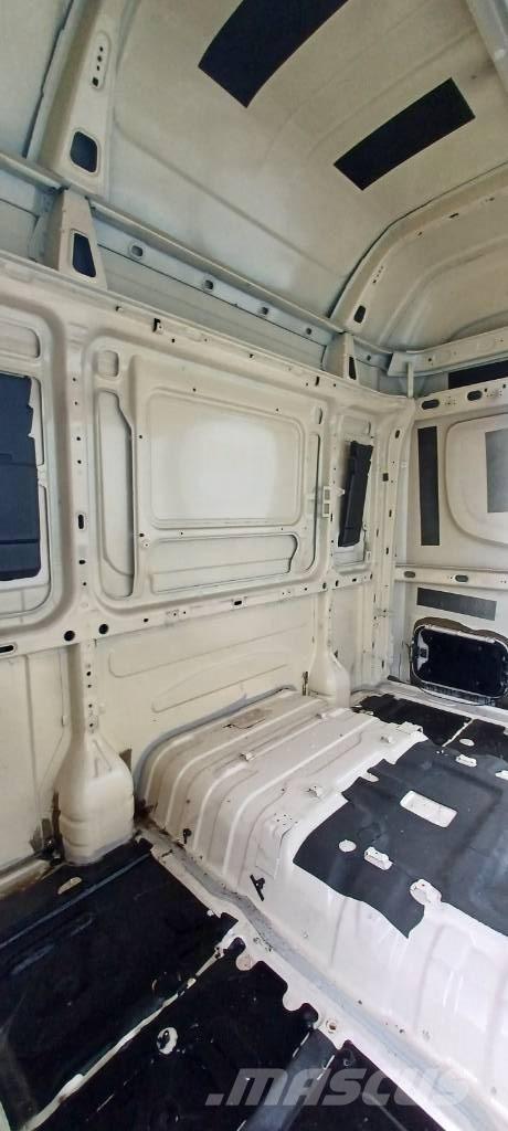 Scania Cabine Nua CR19 Highline PGRT Cabines e interior