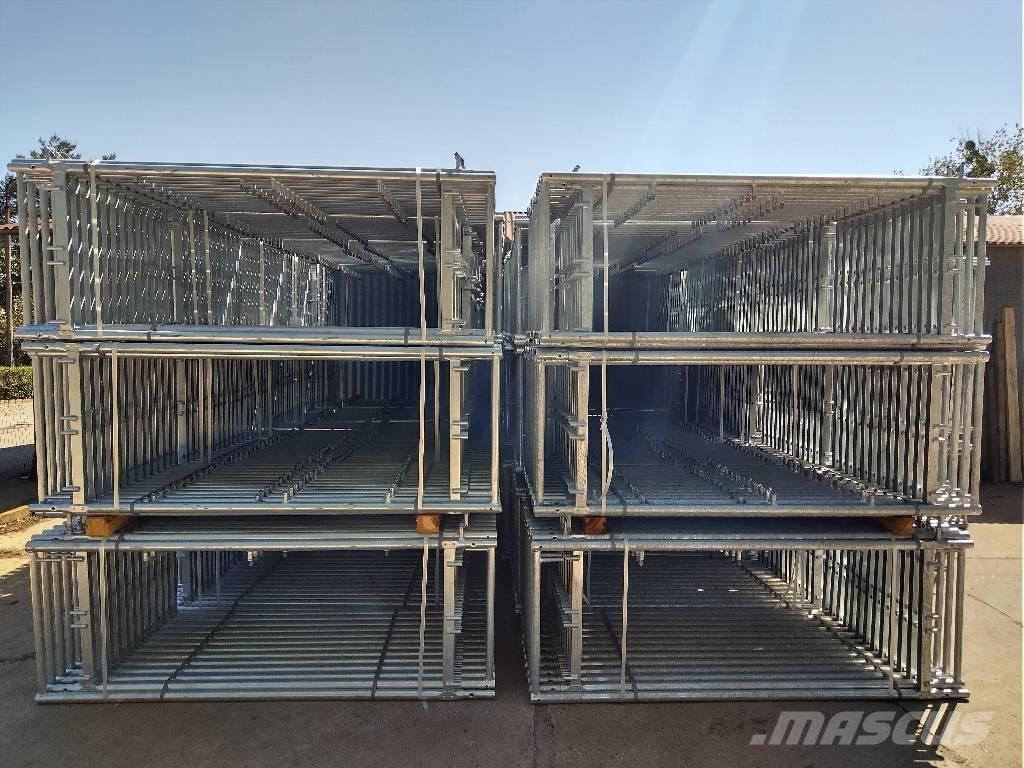 INNE Gerüst, Lešení, Byggnadsställningar, Skele 1 Andaimes