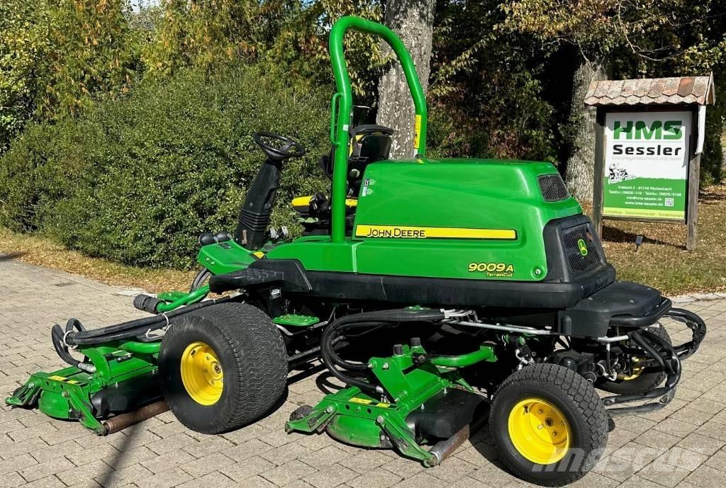 John Deere Terrain Cut 9009A 9009 Sichelmäher Corta-Relvas Stand on