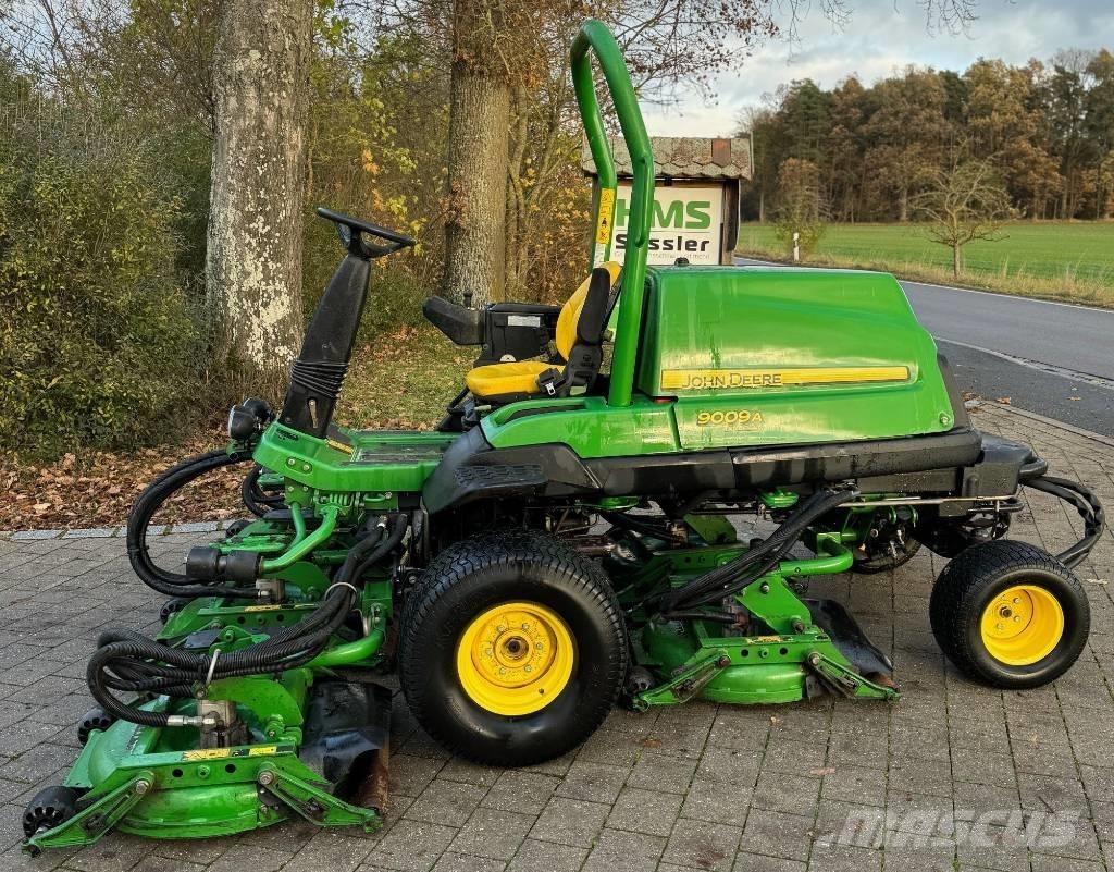 John Deere Terrain Cut 9009A 9009 Sichelmäher Corta-Relvas Stand on