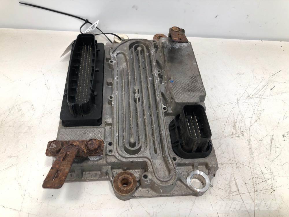 Detroit Diesel Cascadia Transportes - Outros