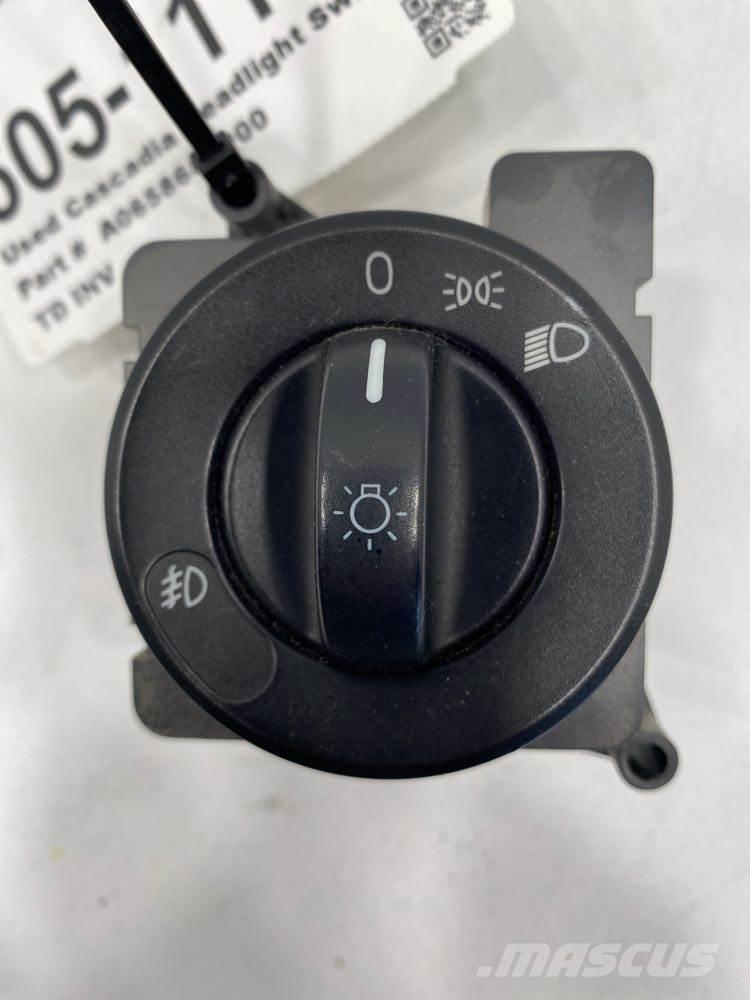 Freightliner Cascadia Electrónica