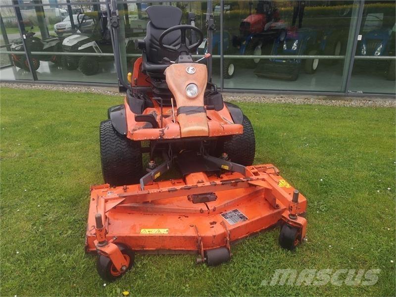 Kubota F2880 Corta-Relvas Riders