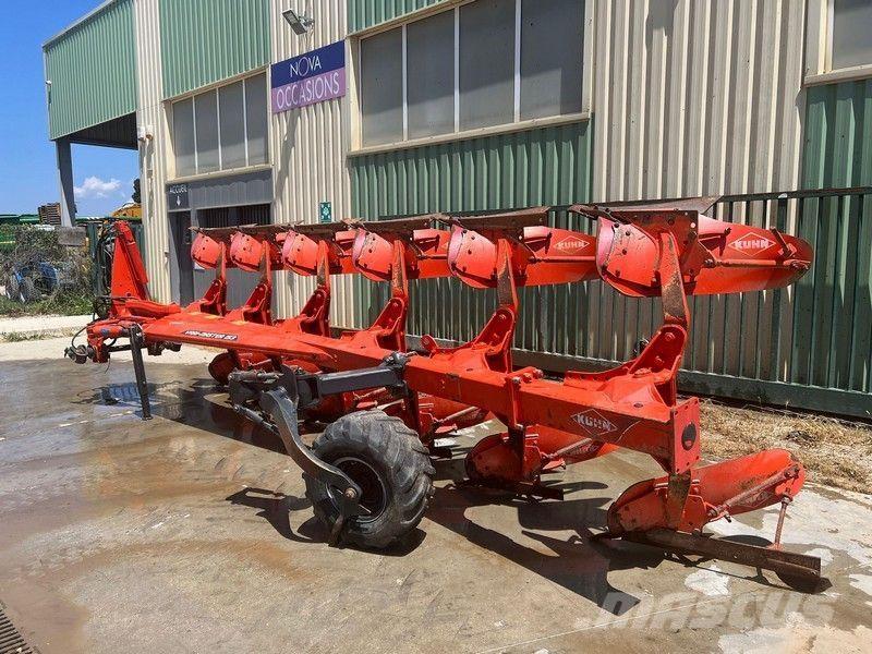 Kuhn VARI MASTER 153 Charruas convencionais
