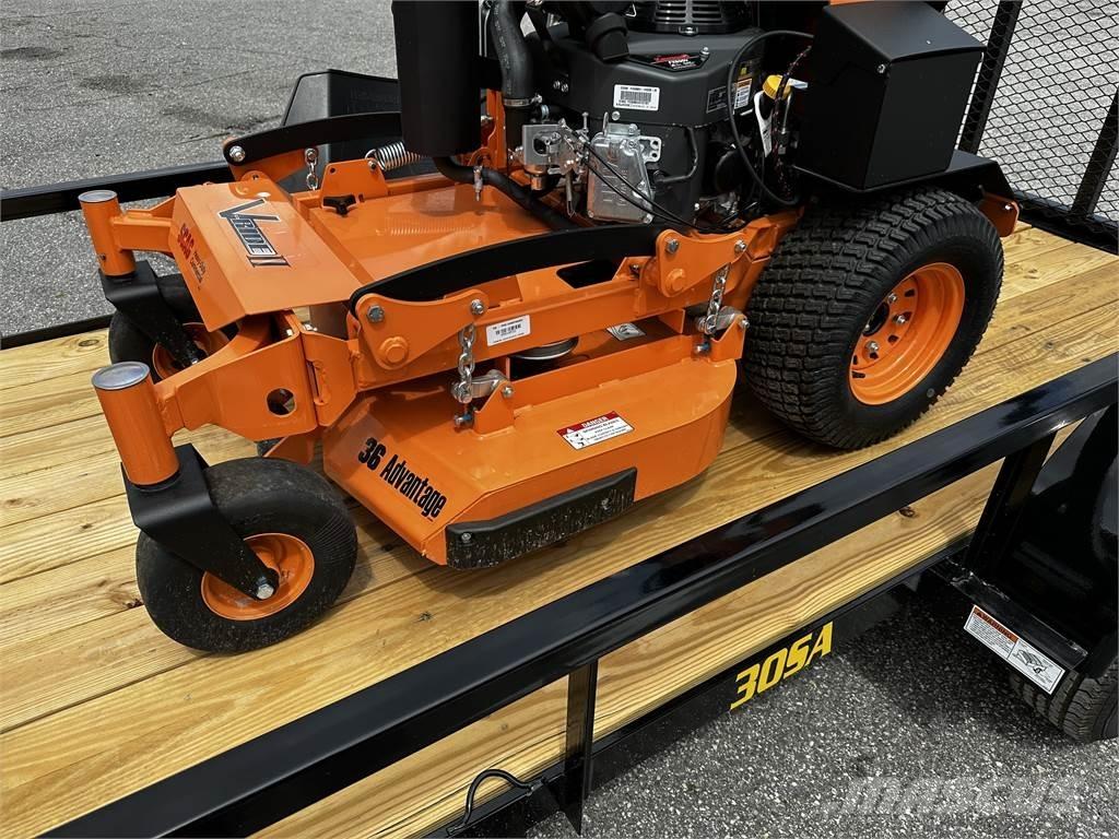 Scag SVRII36A-19FX Corta-Relvas Riders