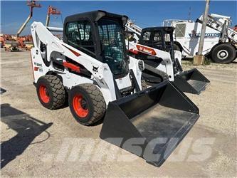 Bobcat S770 Carregadoras de direcção deslizante