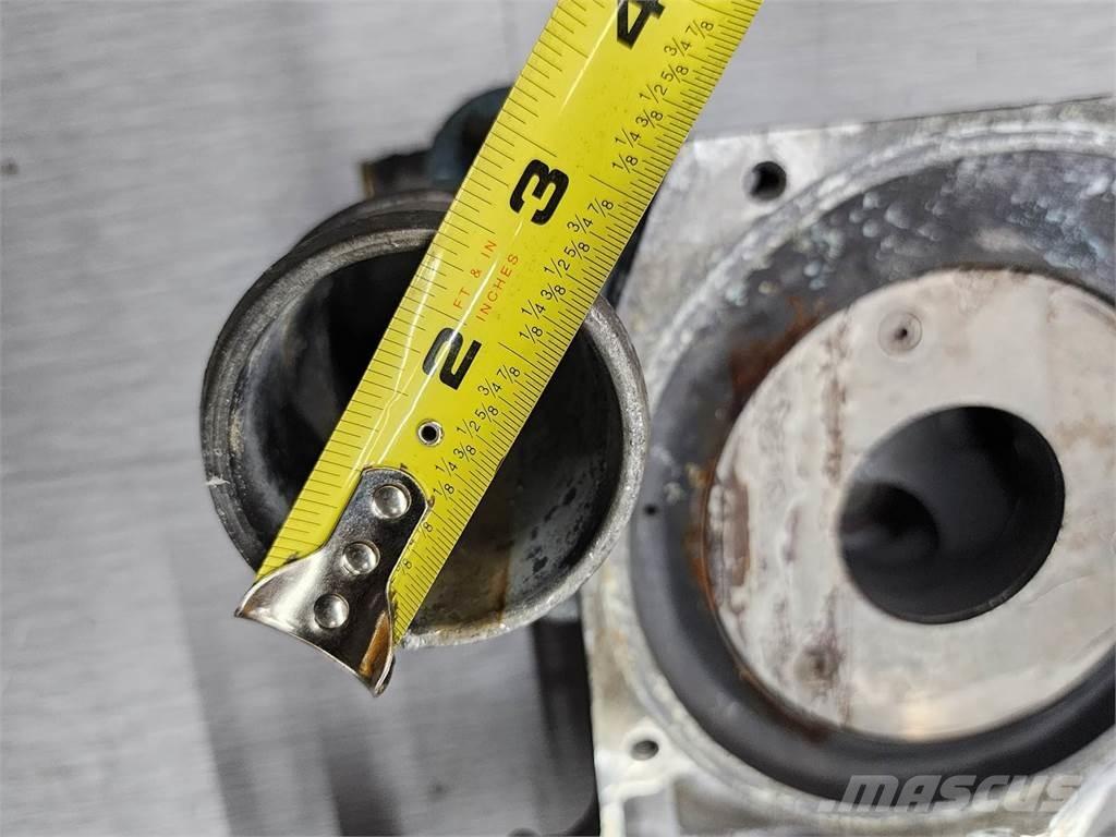 International DT466E Electrónica