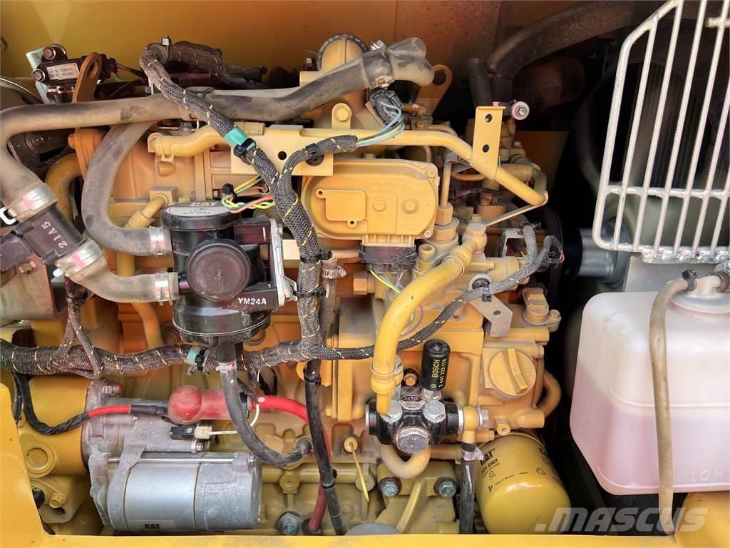 CAT 306CR Mini Escavadoras <7t