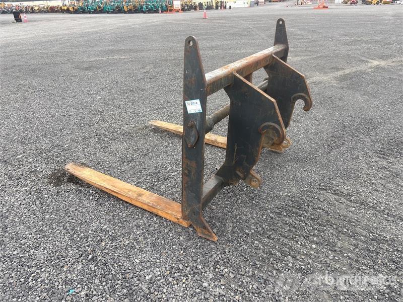 55 in Wheel Loader Forks - Fits Komatsu WA320 Forquilhas