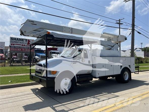 Ford F750 XLT SD Construção - Outros