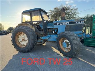 Ford / New Holland TW25