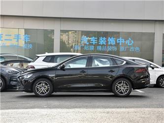  BYD  mid-size SUV