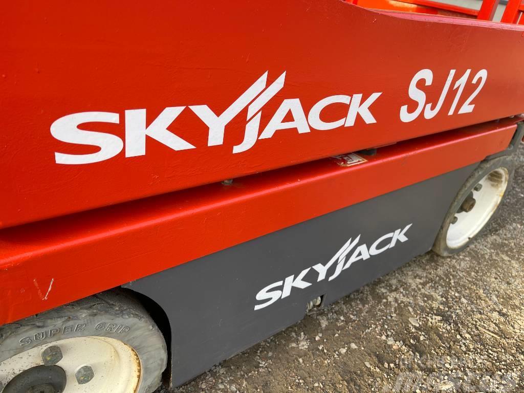 SkyJack SJ 12 Pelarlift Elevadores de tesoura