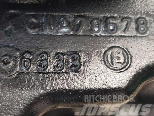 Manitou MLT (COMT42024)(CYA70678) case gearbox Transmissão
