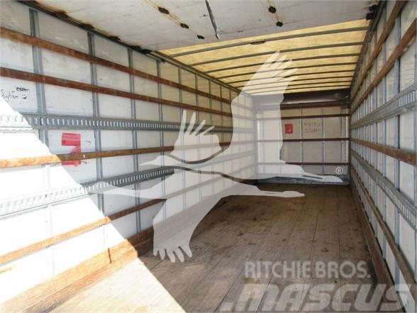 Freightliner BUSINESS CLASS M2 106 Camiões de caixa fechada