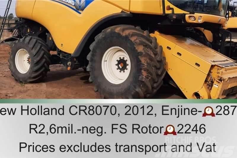 New Holland CR 8070 - 2246 rotor hours Outros Camiões