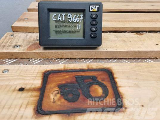 CAT 966F monitor Electrónica
