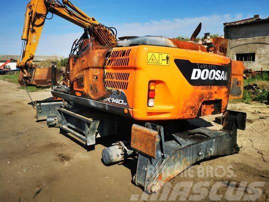 Doosan DX 140W undercarriage Chassis e suspensões