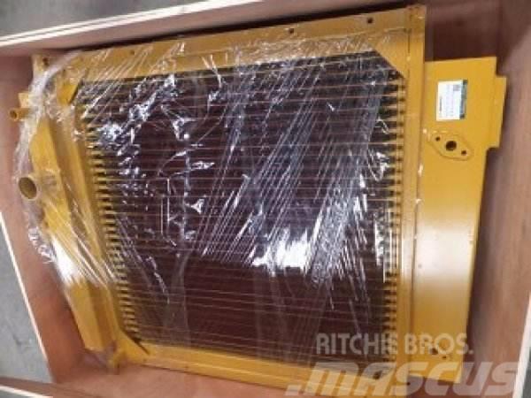 Komatsu D85 radiator assy 154-03-00080 Outros componentes