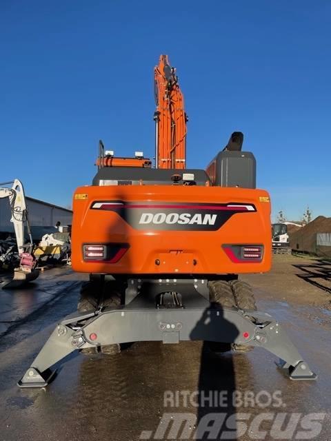 Doosan DX210W-7 Escavadoras de rodas