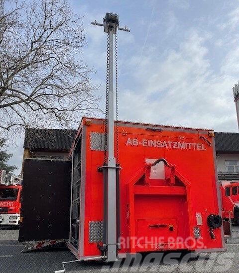  Abrollcontainer Werkstattcontainer Feuerwehr Contentores especiais
