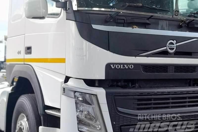 Volvo FMX(4) 440 6Ã—4  SLEEP Outros Camiões