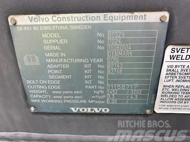 Volvo 3.0 m Schaufel / bucket (99002538) Baldes