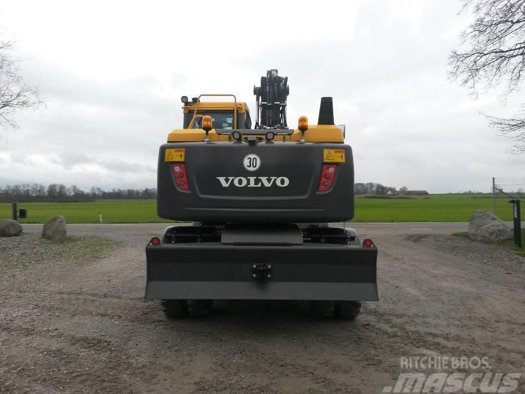 Volvo EW 140 D , Uthyres Escavadoras de rodas