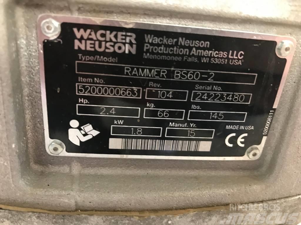 Wacker Neuson BS60-2 Saltitões