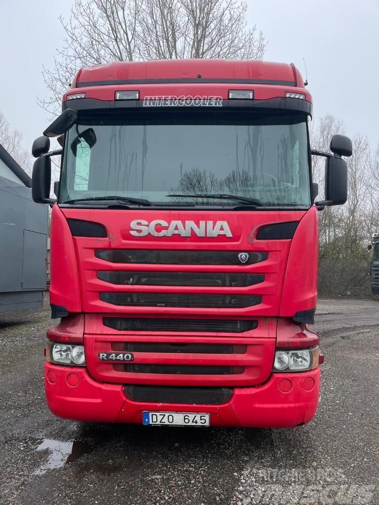 Scania R 440 Camiões de caixa fechada
