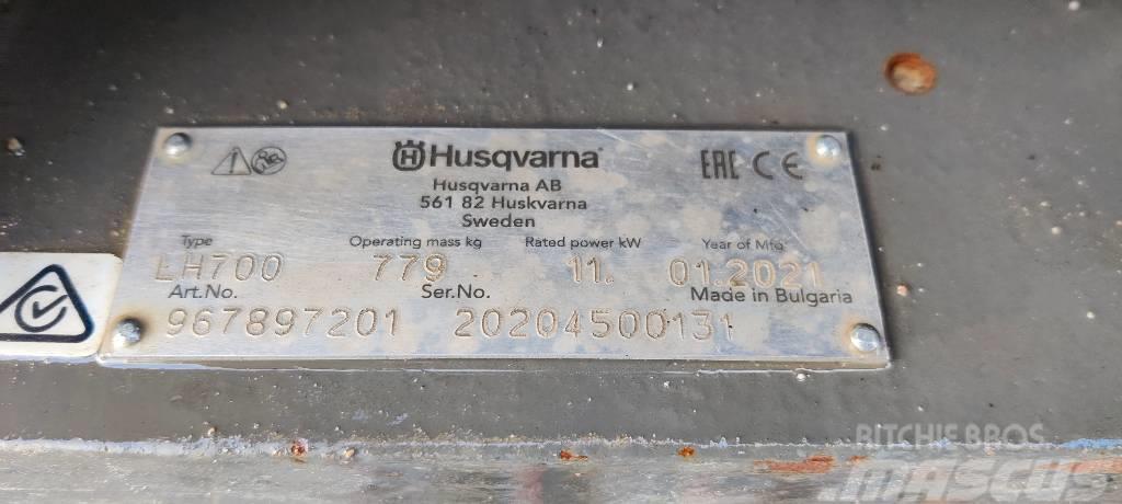 Husqvarna LH 700 Placas compactadoras