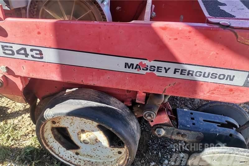 Massey Ferguson 4 Row Massey Ferguson 543 Planter Outros Camiões