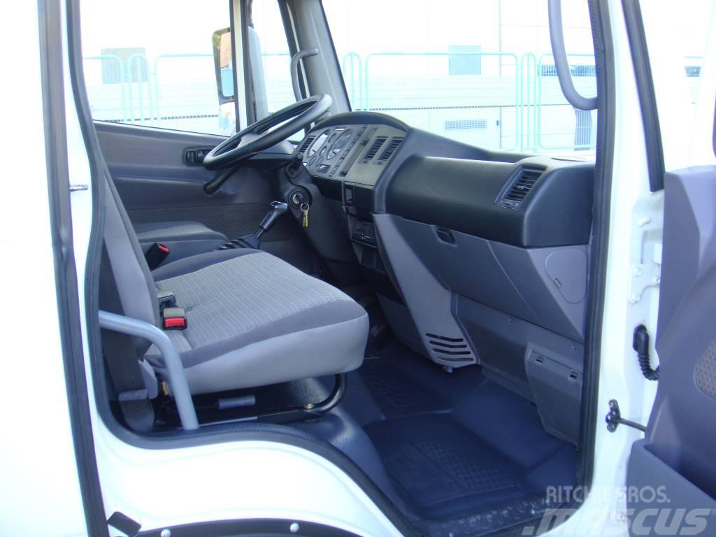Nissan ATLEON 56.15 EN CHASIS Camiões de chassis e cabine