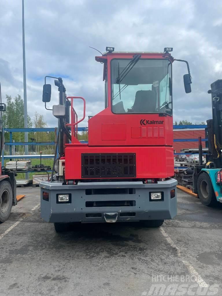 Kalmar TRX242 Tractores terminais