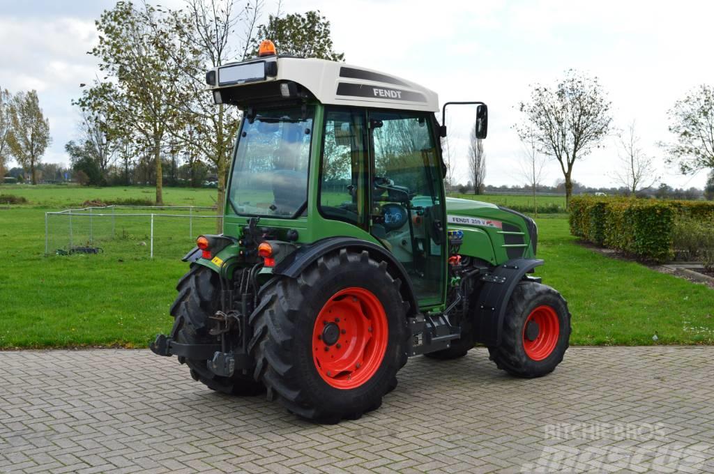 Fendt 209 VA Vario Smalspoortractor/Fruitteelt tractor Tratores Agrícolas usados