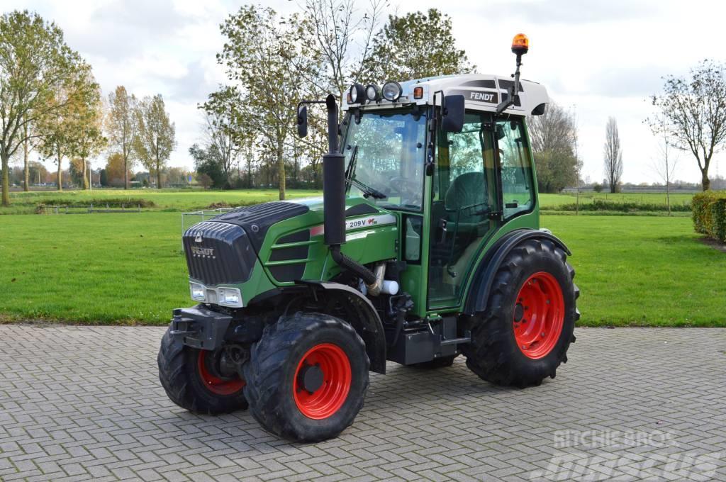 Fendt 209 VA Vario Smalspoortractor/Fruitteelt tractor Tratores Agrícolas usados