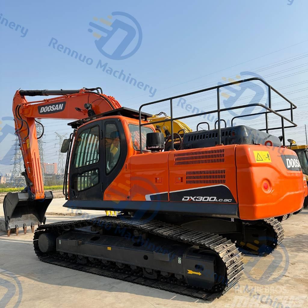 Doosan DX 300LC-9C Escavadoras de rastos
