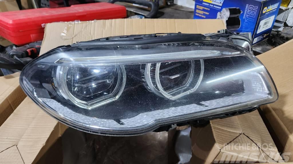 BMW M5 Adaptive LED Headlights Travőes