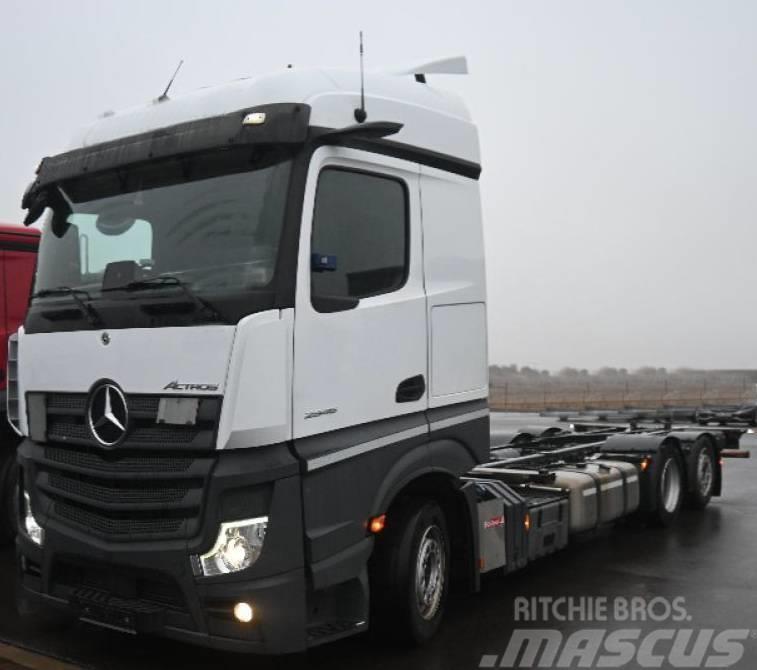 Mercedes-Benz Actros 2545 LnR MP5 E6 / 2021/ Low Deck / Mega / Camiões porta-contentores