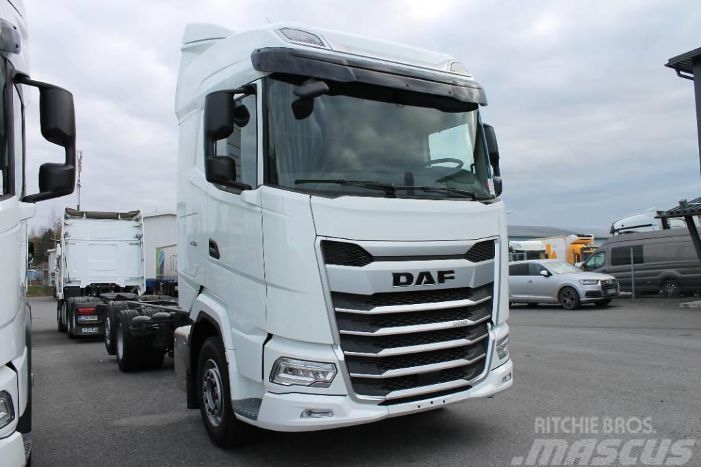 DAF XG530 FAN Camiões de chassis e cabine