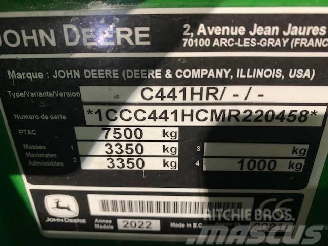 John Deere C441 R Enfardadeira de rolos