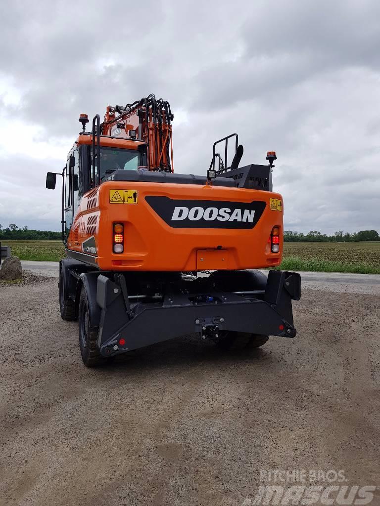 Doosan DX 160 W -5 , Uthyres Escavadoras de rodas