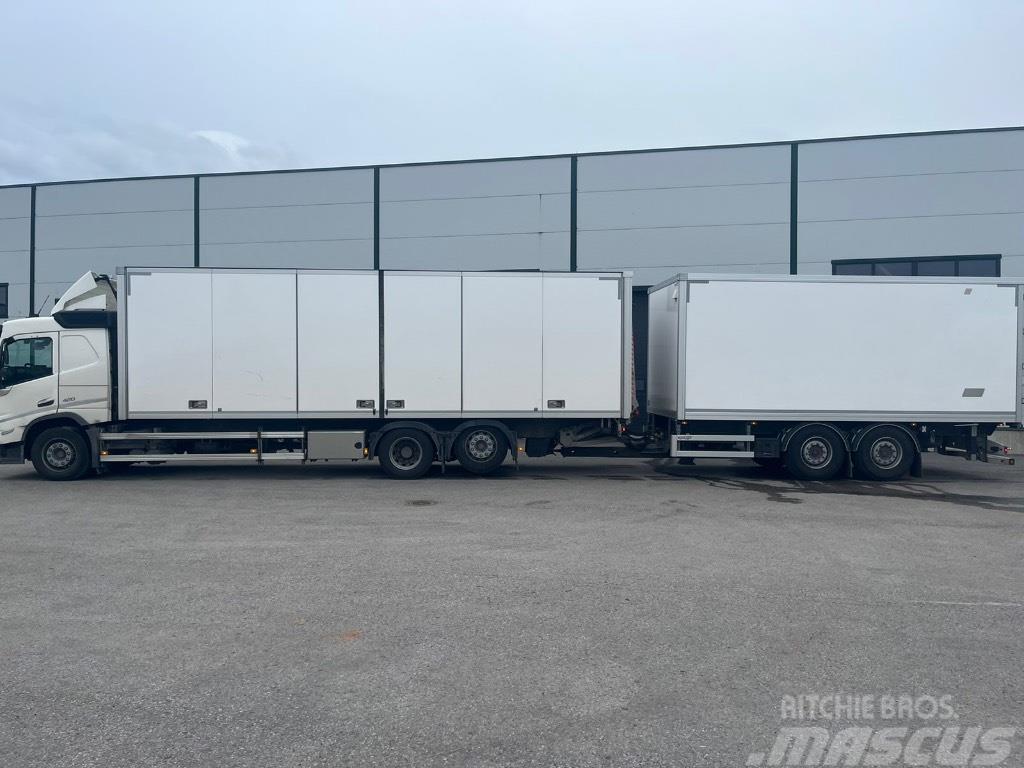 Volvo FM -Truck 21pll + trailer 15pll (36pll)  two truck Camiões de caixa fechada