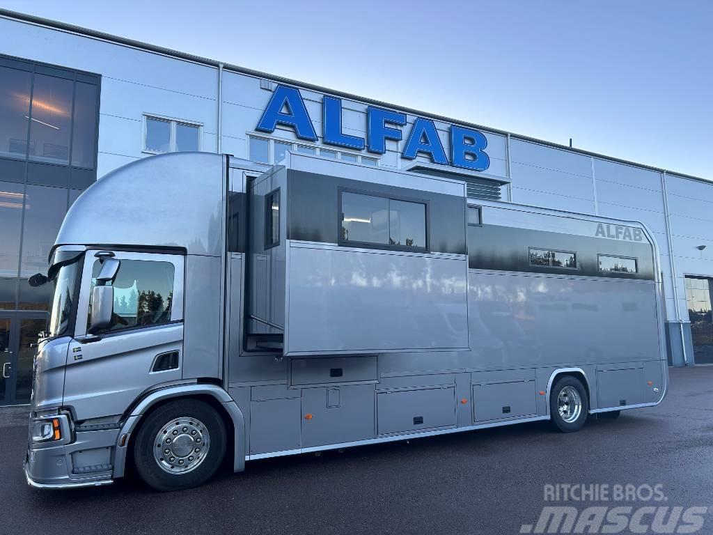 Scania P280 ALFAB Professional hästlastbil Camiões de transporte de animais