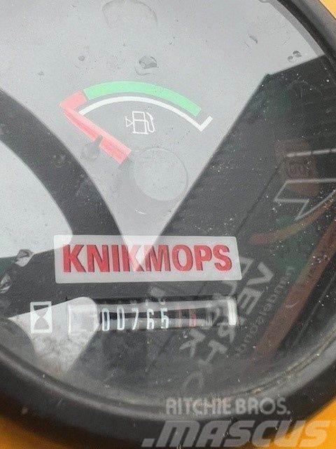 Knikmops KM 130 Pás carregadoras de rodas